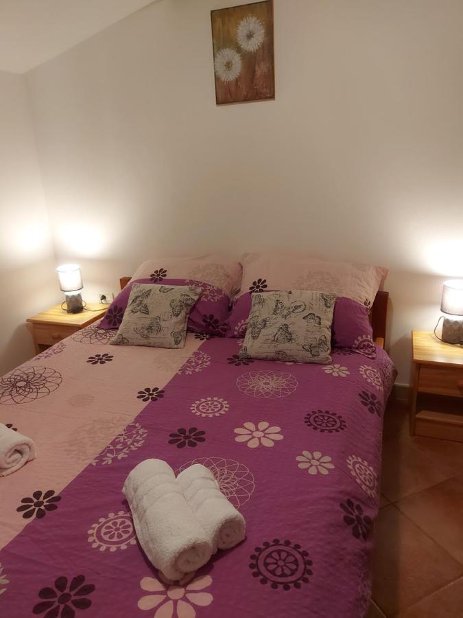 Bed and Breakfast Ranch Radin Бртонигла Екстер'єр фото